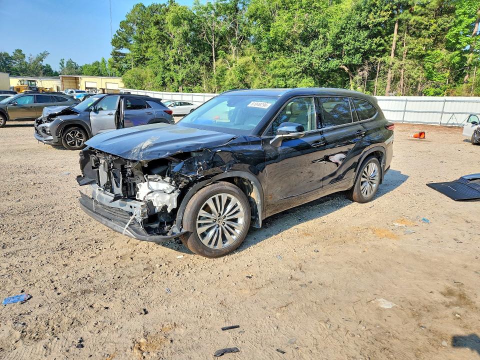 Aukcja sprzedaży 2026 Toyota Highlander, vin: 5TDKDRBH5TS597622, numer aukcji: 61049296