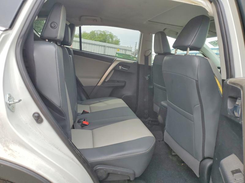 Продажа на аукционе авто 2015 Toyota Rav4, vin: 2T3DFREV5FW301716, номер лота: 61897146