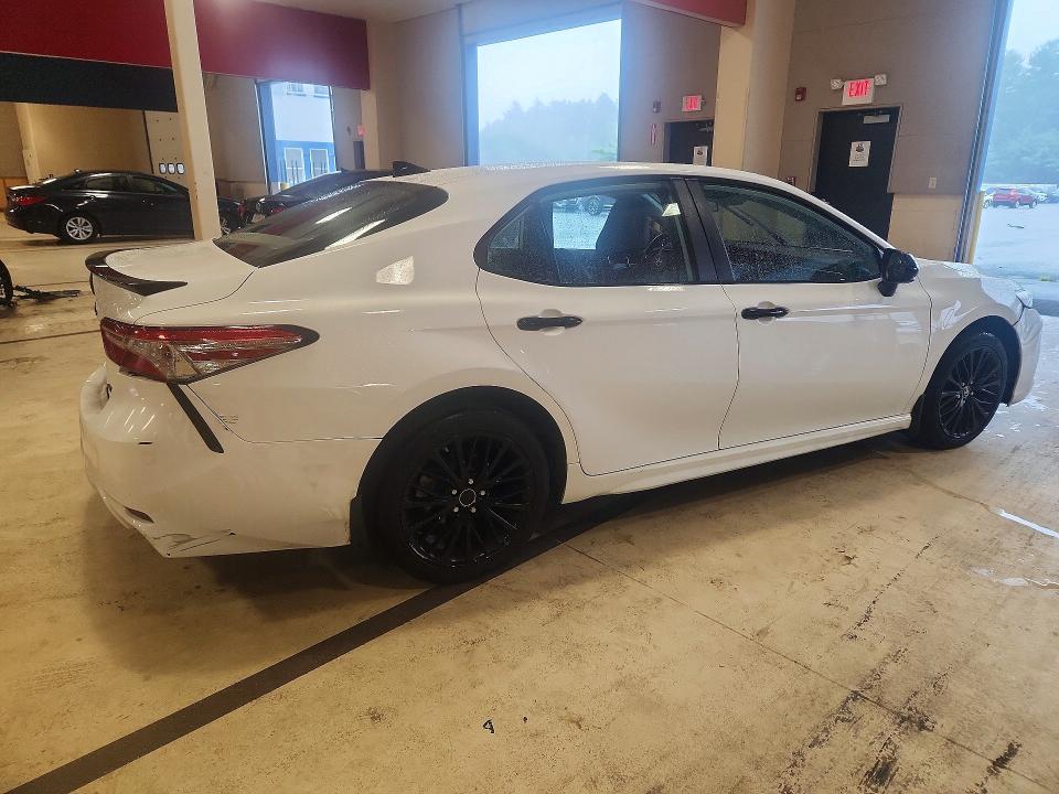 2019 Toyota Camry მანქანა იყიდება აუქციონზე, vin: 4T1B11HK4KU261902, აუქციონის ნომერი: 61393386