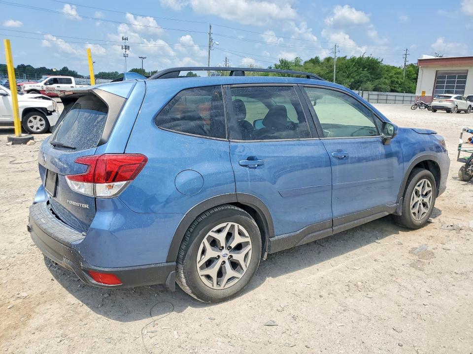 Продажа на аукционе авто 2021 Subaru Forester, vin: JF2SKAJC4MH554605, номер лота: 61780596