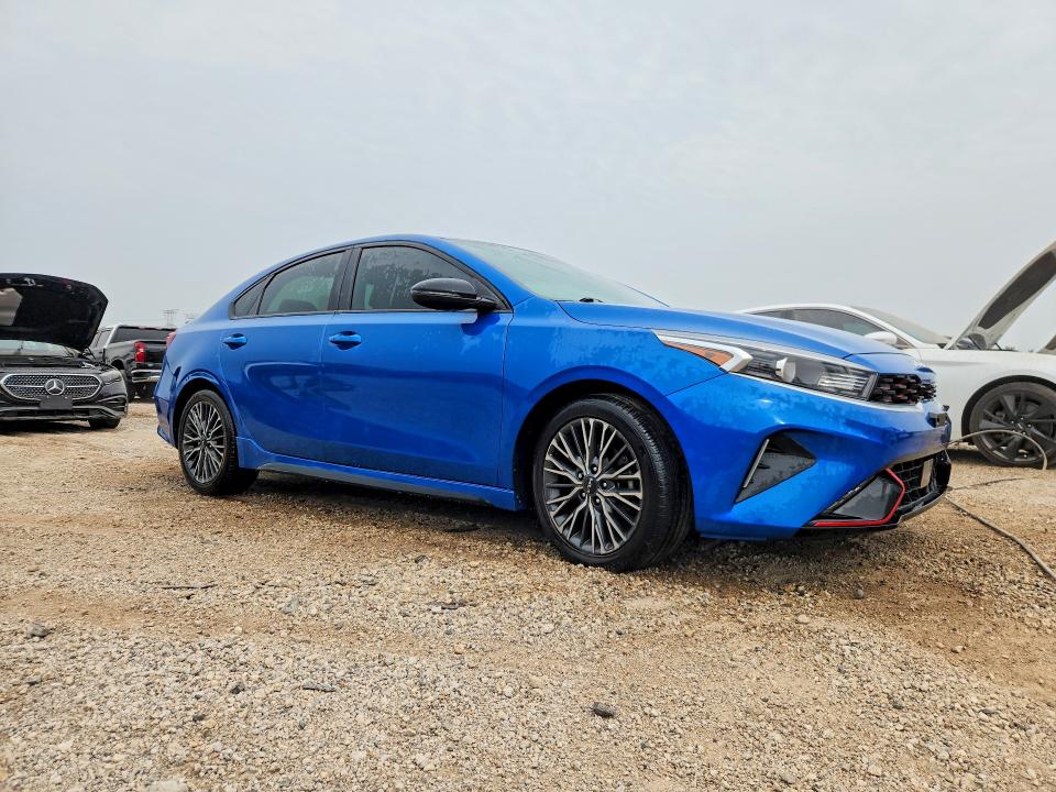 61069256 :رقم المزاد ، 3KPF54AD9PE538184 vin ، 2023 Kia Forte مزاد بيع