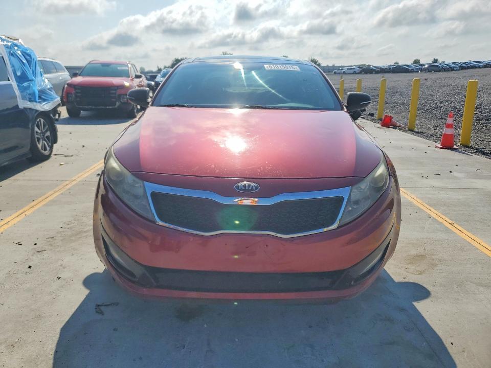 61015076 :رقم المزاد ، 5XXGN4A75DG231256 vin ، 2013 Kia Optima مزاد بيع