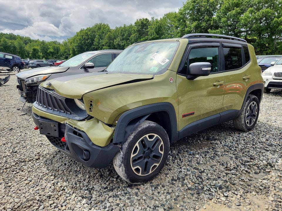 62715616 :رقم المزاد ، ZACCJBCT0FPB74980 vin ، 2015 Jeep Renegade مزاد بيع