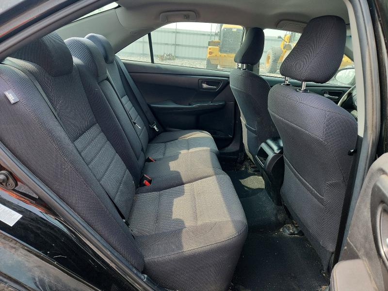 60629966 :رقم المزاد ، 4T4BF1FK4FR508206 vin ، 2015 Toyota Camry مزاد بيع