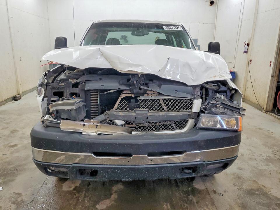 59877926 :رقم المزاد ، 1GCHK23144F102126 vin ، 2004 Chevrolet Silverado مزاد بيع
