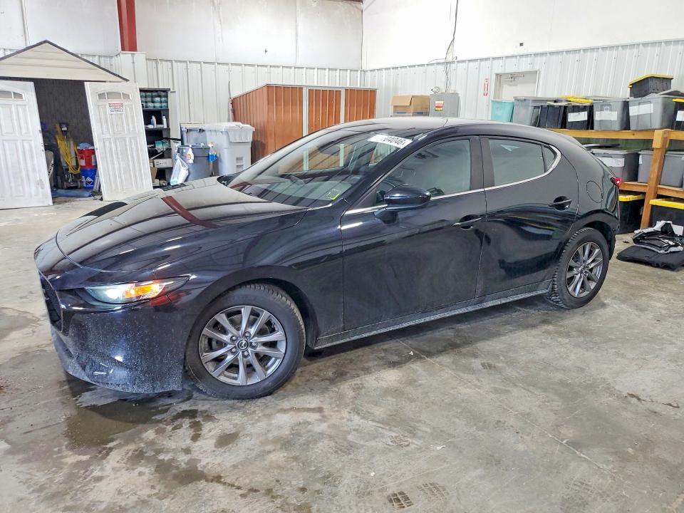 59604046 :رقم المزاد ، JM1BPAJL5M1314780 vin ، 2021 Mazda 3 مزاد بيع