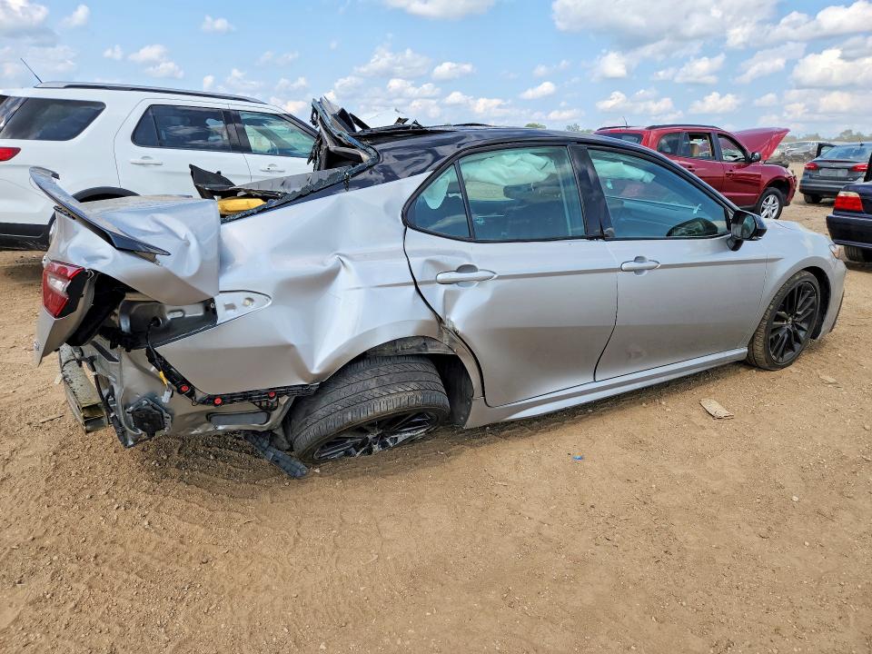 Продажа на аукционе авто 2021 Toyota Camry, vin: 4T1K61AK9MU442301, номер лота: 61421556