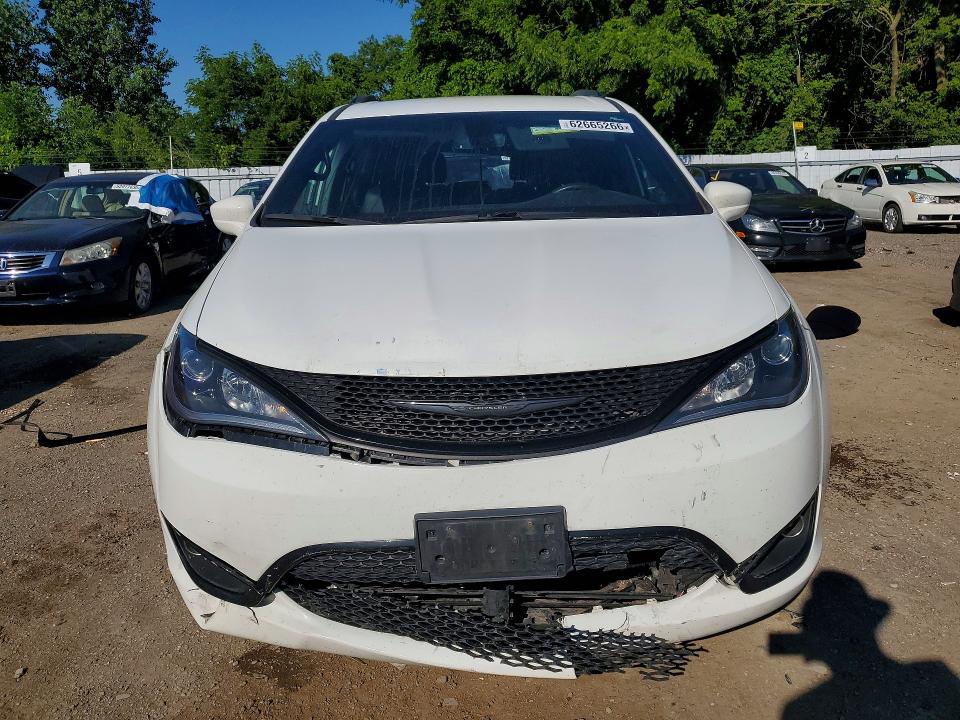 62665266 :رقم المزاد ، 2C4RC1BG1LR290354 vin ، 2020 Chrysler Pacifica مزاد بيع