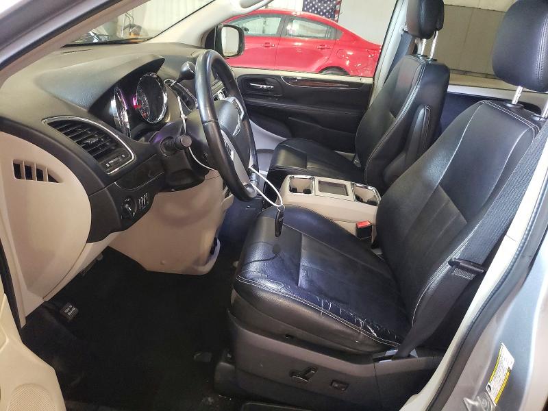 60091896 :رقم المزاد ، 2C4RC1BG1FR636701 vin ، 2015 Chrysler Town & Country مزاد بيع
