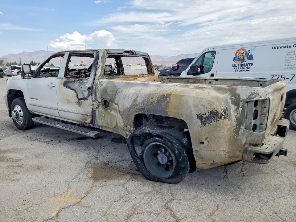 Auction sale of the 2019 Chevrolet Silverado, vin: 1GC4KXCY3KF246921, lot number: 60691566