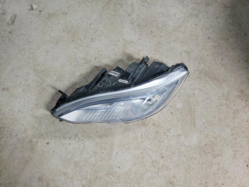 61877266 :رقم المزاد ، 5YJSA1H24FFP79091 vin ، 2015 Tesla Model S مزاد بيع