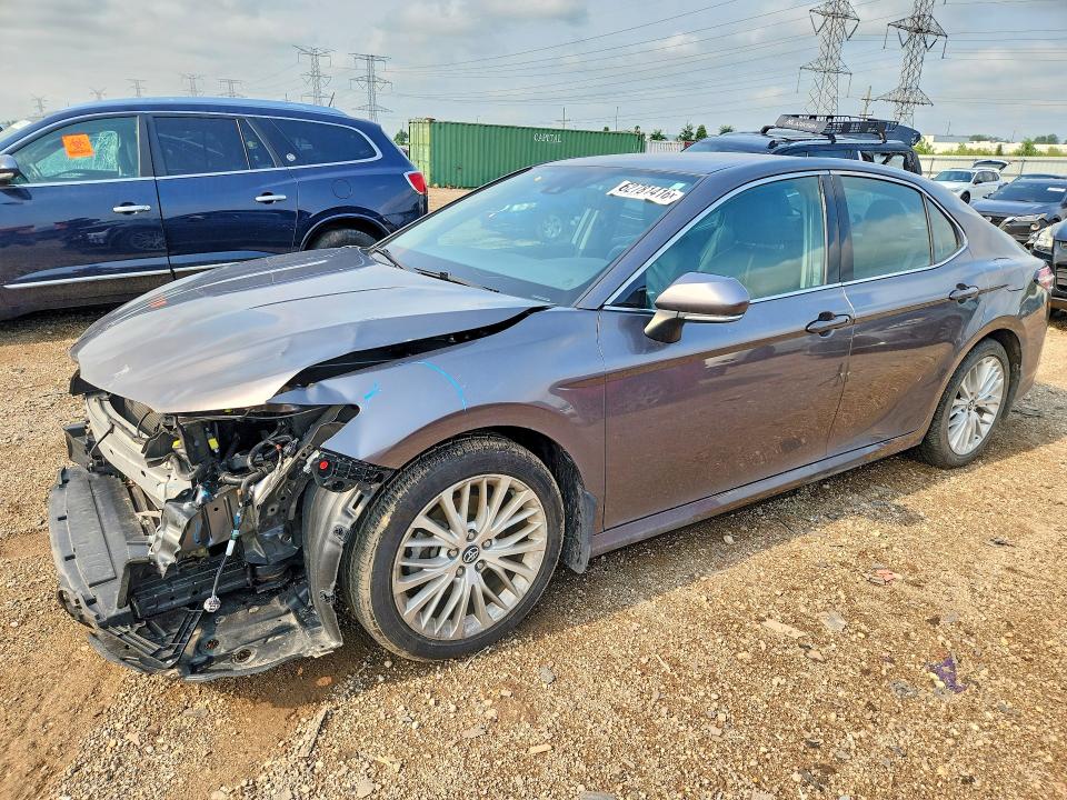 2020 Toyota Camry მანქანა იყიდება აუქციონზე, vin: 4T1F11AK8LU883304, აუქციონის ნომერი: 62781416