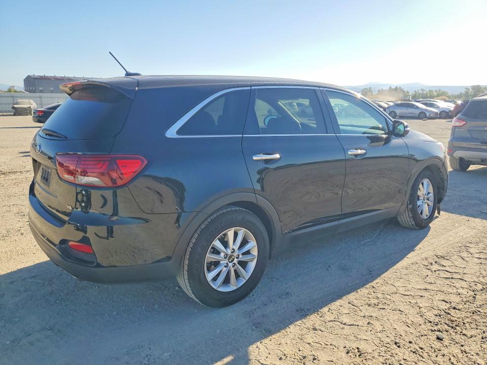 Продажа на аукционе авто 2019 Kia Sorento, vin: 5XYPG4A53KG482360, номер лота: 60883516
