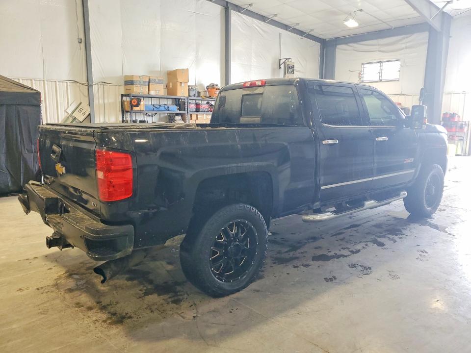 2017 Chevrolet Silverado მანქანა იყიდება აუქციონზე, vin: 1GC4K0CY8HF241665, აუქციონის ნომერი: 60691256