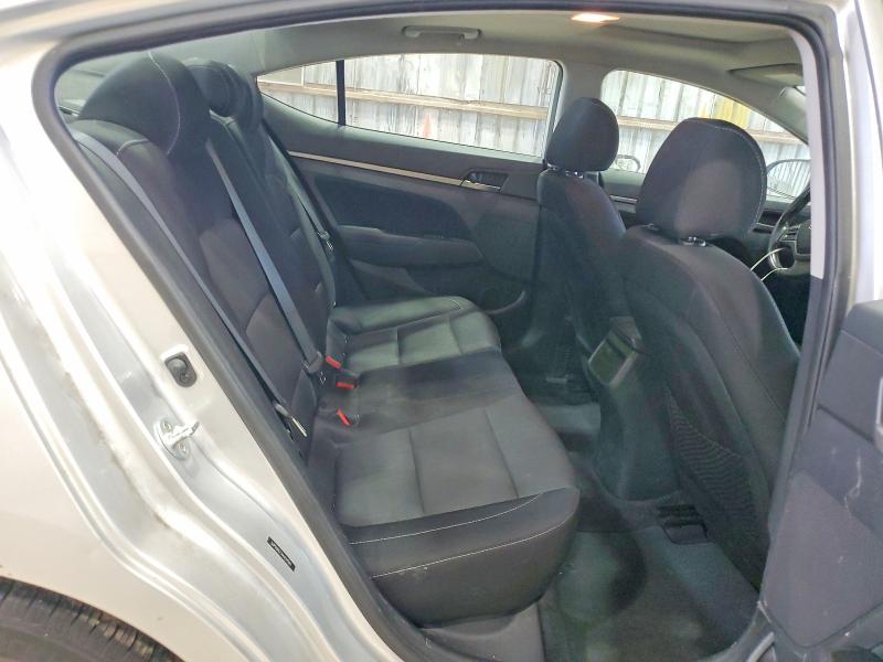 2017 Hyundai Elantra მანქანა იყიდება აუქციონზე, vin: 5NPD84LF1HH194599, აუქციონის ნომერი: 63216076