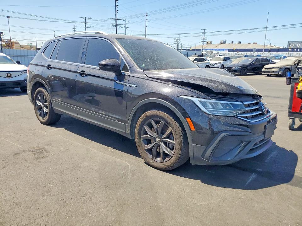 Продажа на аукционе авто 2022 Volkswagen Tiguan, vin: 3VV3B7AX9NM161481, номер лота: 62832826
