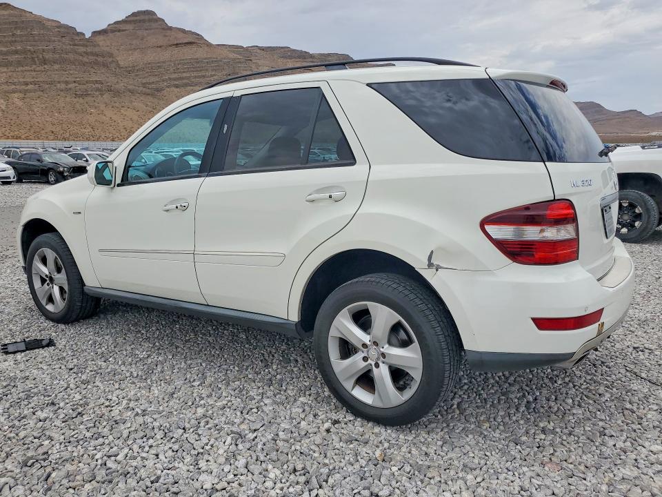 61531656 :رقم المزاد ، 4JGBB25EX9A484538 vin ، 2009 Mercedes-benz Ml مزاد بيع