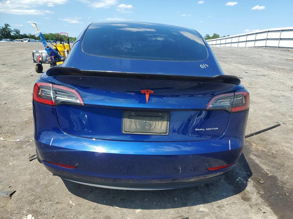 62334406 :رقم المزاد ، 5YJ3E1EBXNF246691 vin ، 2022 Tesla Model 3 مزاد بيع