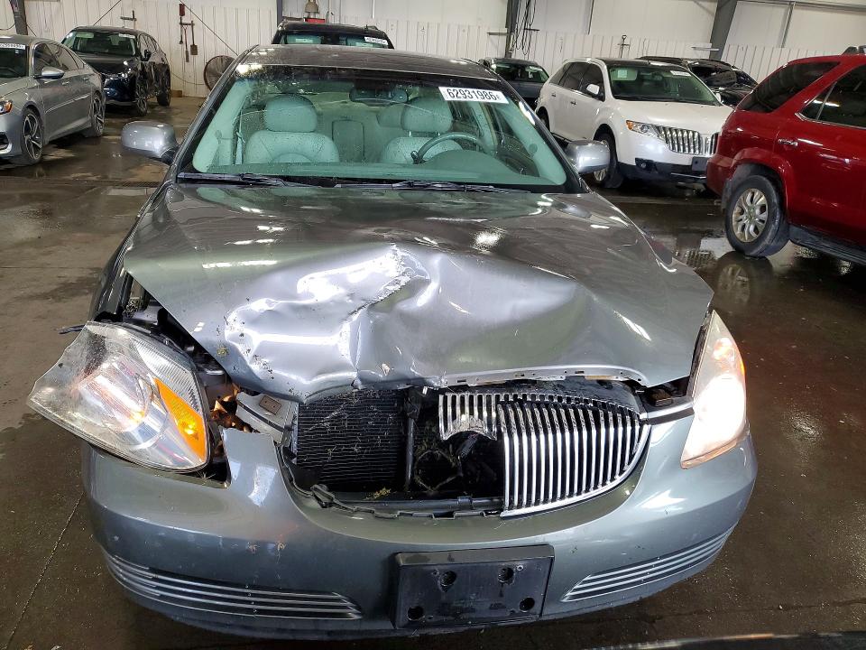 62931986 :رقم المزاد ، 1G4HD57238U111752 vin ، 2008 Buick Lucerne مزاد بيع