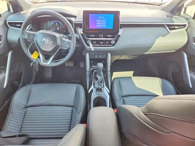 60068956 :رقم المزاد ، 7MUFBABG7SV068628 vin ، 2025 Toyota Corolla Cross Hybrid مزاد بيع