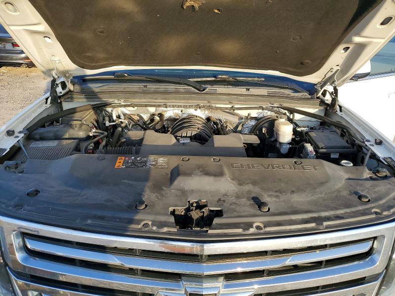 2017 Chevrolet Suburban მანქანა იყიდება აუქციონზე, vin: 1GNSKHKC2HR385164, აუქციონის ნომერი: 60189156