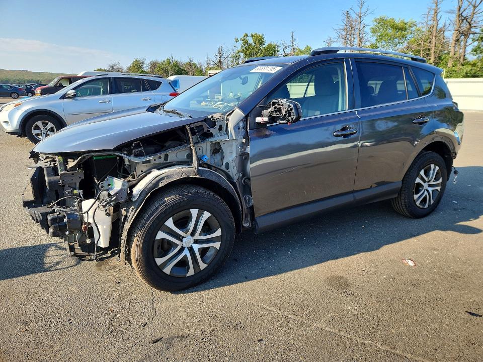 Auction sale of the 2018 Toyota Rav4, vin: JTMBFREV3JJ246939, lot number: 60831796