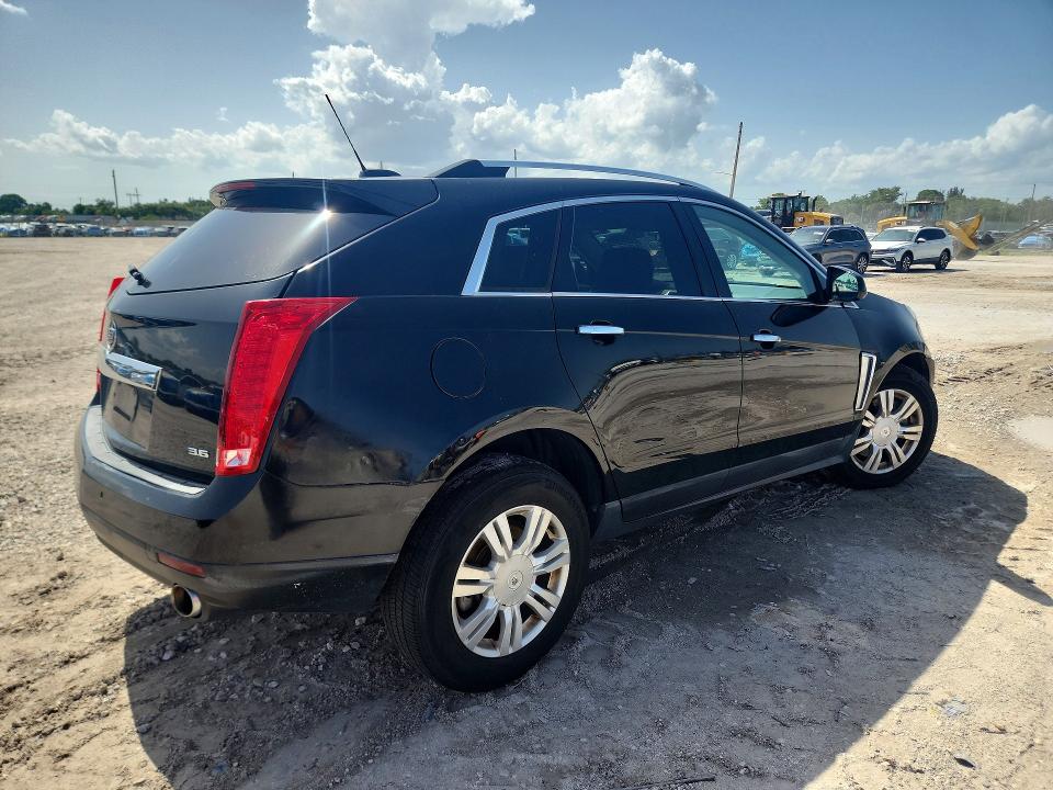 2015 Cadillac Srx მანქანა იყიდება აუქციონზე, vin: 3GYFNBE35FS524816, აუქციონის ნომერი: 61084896