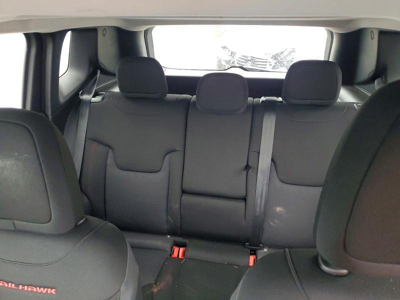 Продажа на аукционе авто 2018 Jeep Renegade, vin: ZACCJBCB4JPH13739, номер лота: 60211066