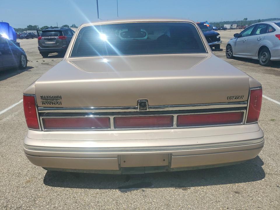 1997 Lincoln Town Car მანქანა იყიდება აუქციონზე, vin: 1LNLM82W7VY646559, აუქციონის ნომერი: 59635996