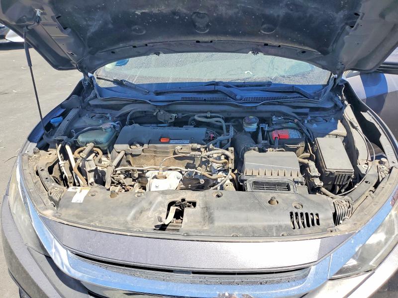 61705156 :رقم المزاد ، 2HGFC2F58HH540396 vin ، 2017 Honda Civic مزاد بيع