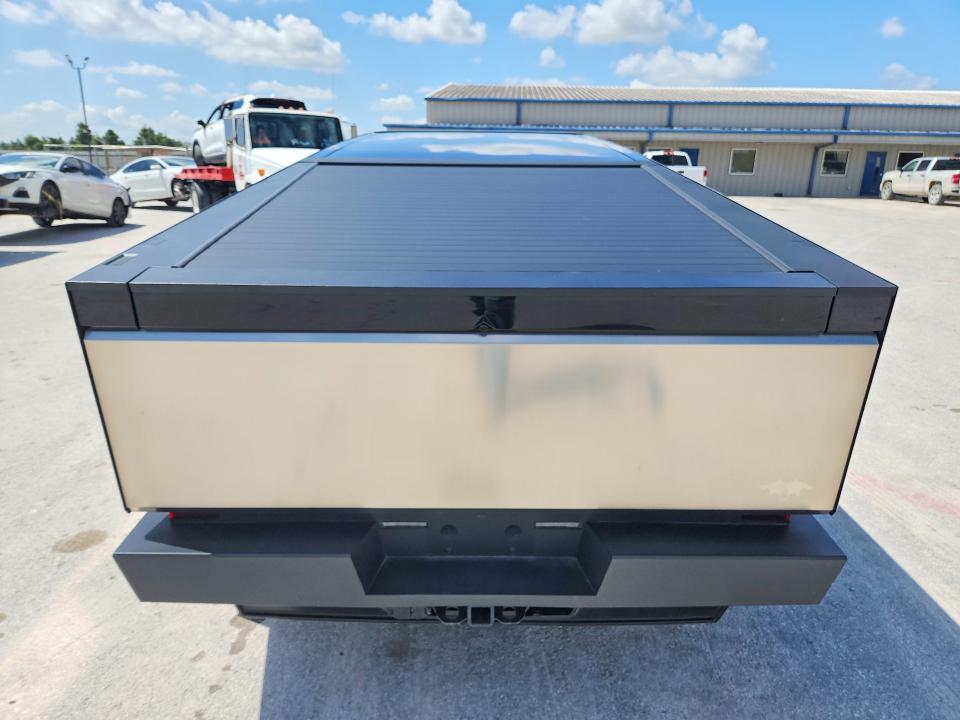 Продажа на аукционе авто 2024 Tesla Cybertruck, vin: 7G2CEHEE9RA026641, номер лота: 60189616