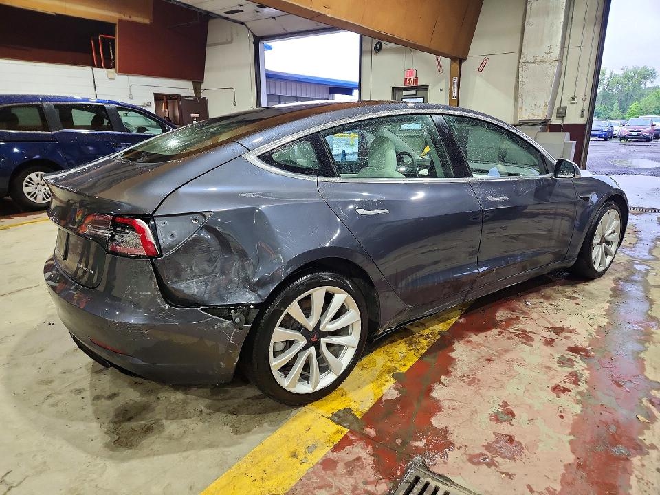 Продажа на аукционе авто 2020 Tesla Model 3, vin: 5YJ3E1EB3LF522237, номер лота: 62773036