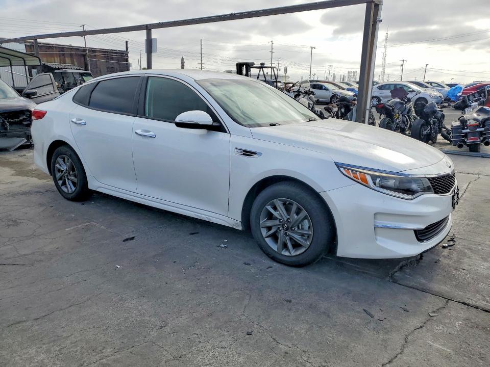 Продаж на аукціоні авто 2018 Kia Optima, vin: 5XXGT4L30JG254049, номер лоту: 62721636
