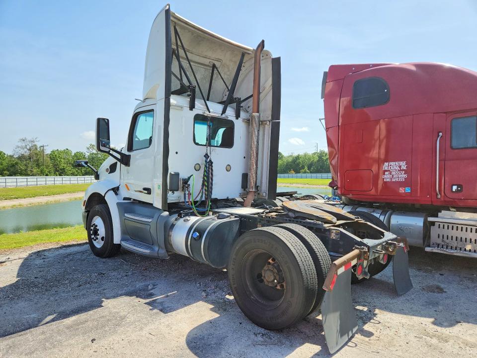Продажа на аукционе авто 2016 Peterbilt 579, vin: 1XPBA48X2GD339858, номер лота: 61965866