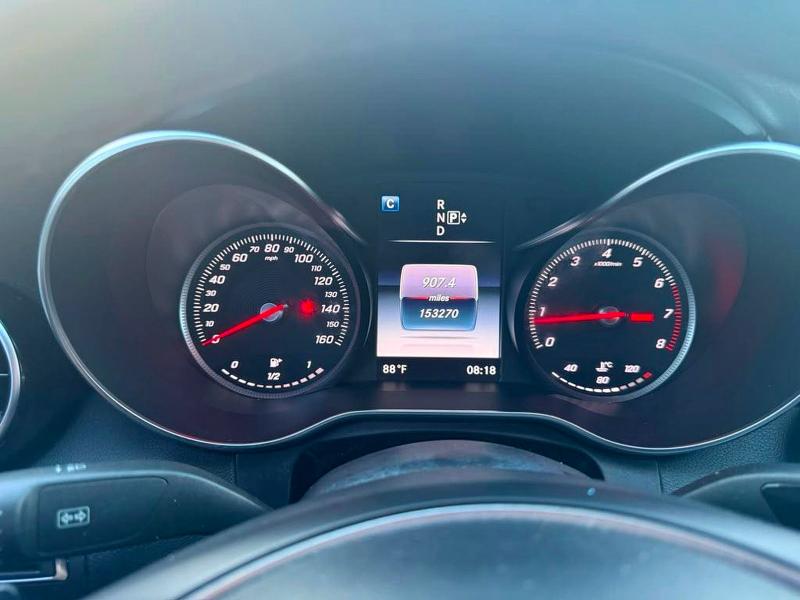 61689936 :رقم المزاد ، 55SWF4KB6FU028263 vin ، 2015 Mercedes-benz C مزاد بيع