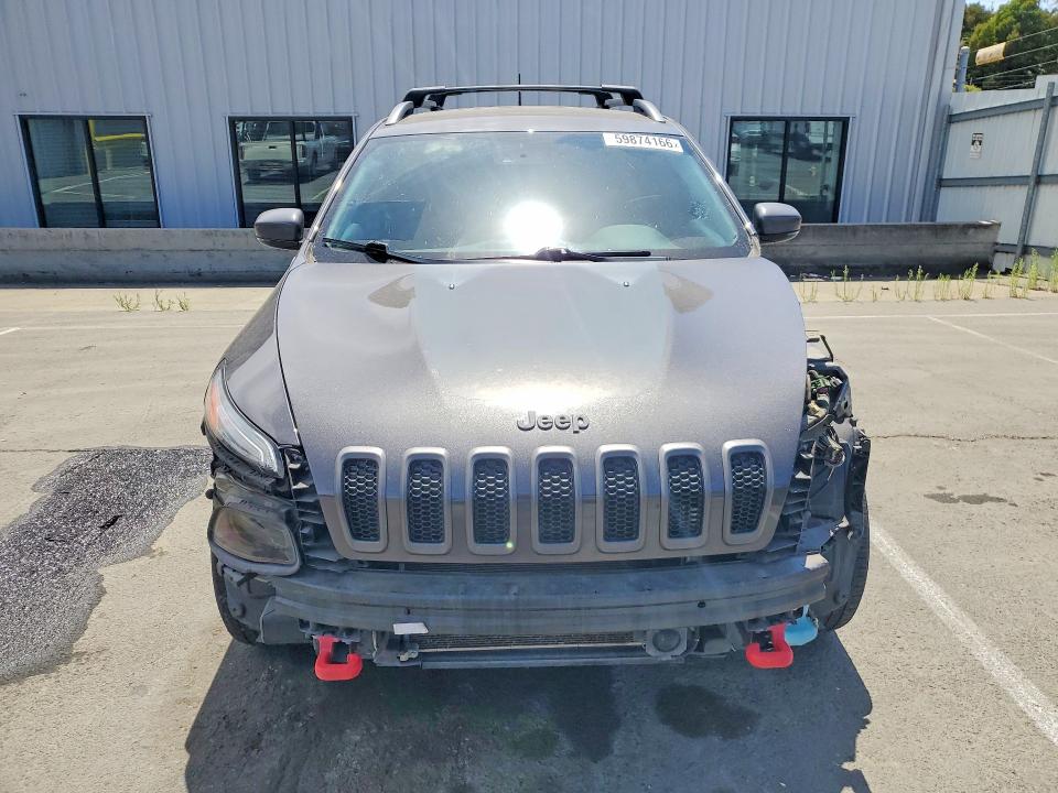 59874166 :رقم المزاد ، 1C4PJMBS1HW649395 vin ، 2017 Jeep Cherokee مزاد بيع