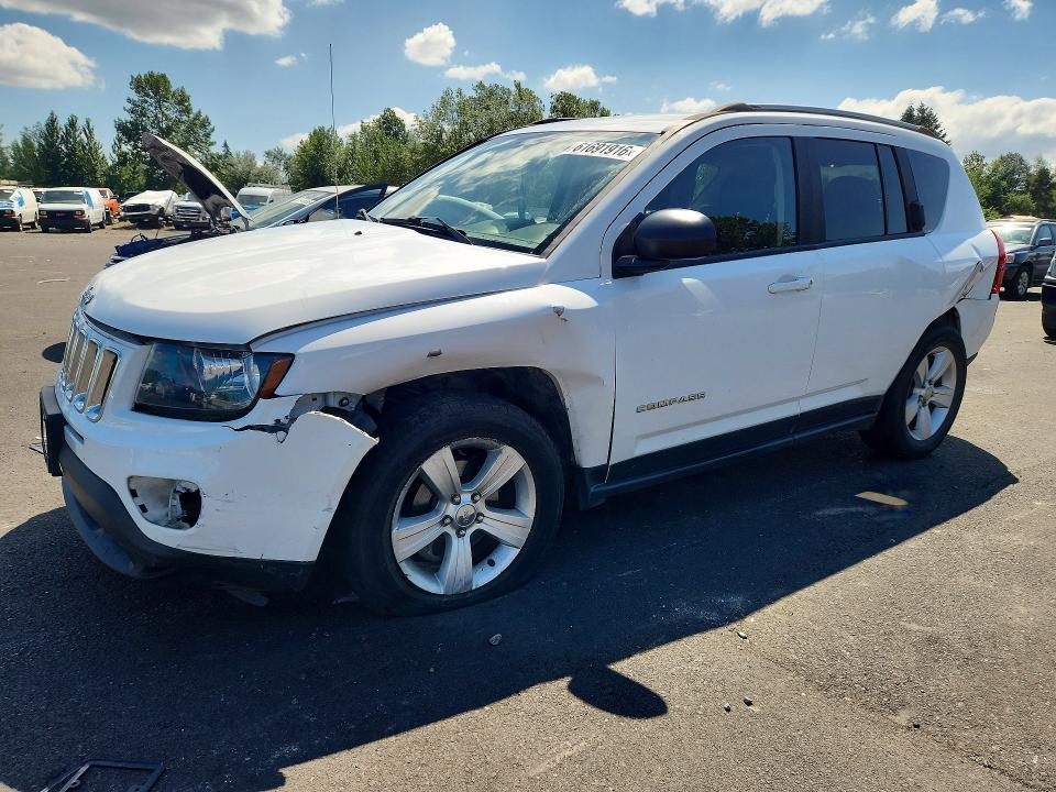 61691916 :رقم المزاد ، 1C4NJDBB9HD106332 vin ، 2017 Jeep Compass مزاد بيع
