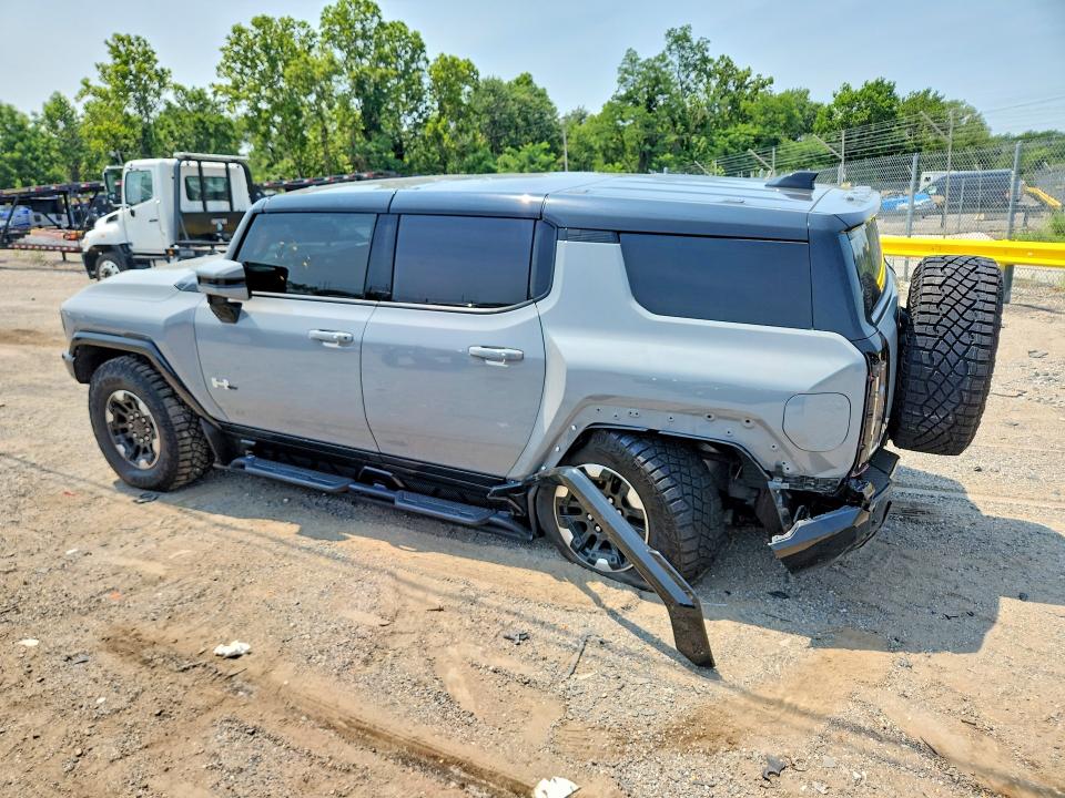 61043786 :رقم المزاد ، 1GKB0NDE5RU106160 vin ، 2024 Gmc Hummer Suv مزاد بيع