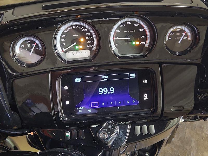 61542856 :رقم المزاد ، 1HD1KEF10MB647079 vin ، 2021 Harley-davidson Flhtk مزاد بيع