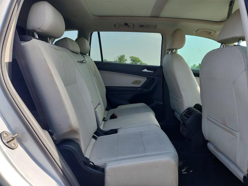 Продажа на аукционе авто 2018 Volkswagen Tiguan, vin: 3VV3B7AX9JM038936, номер лота: 60299406