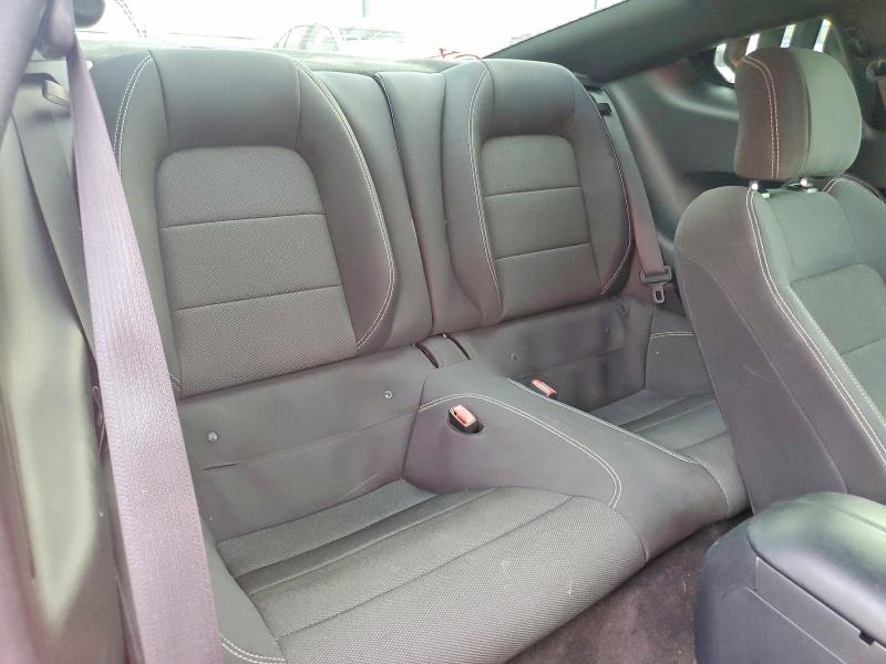 61964546 :رقم المزاد ، 1FA6P8AM8G5272370         vin ، 2016 Ford Mustang مزاد بيع