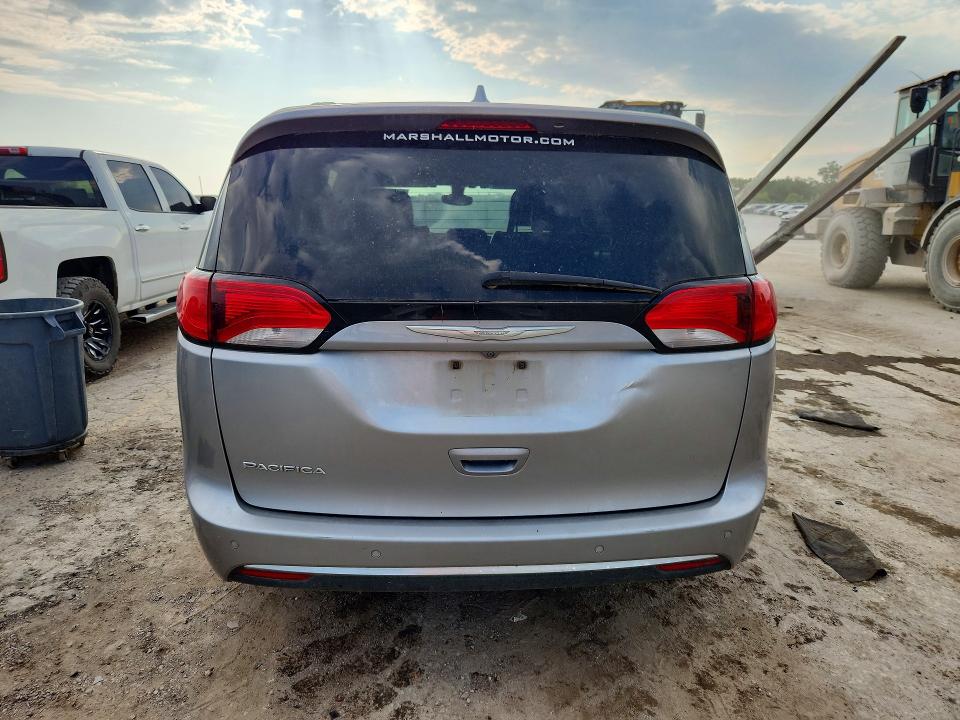 Продаж на аукціоні авто 2017 Chrysler Pacifica, vin: 2C4RC1BG3HR747494, номер лоту: 58113646