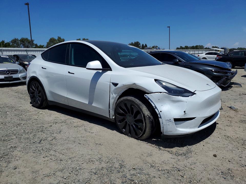 Продажа на аукционе авто 2022 Tesla Model Y, vin: 7SAYGDEF1NF405895, номер лота: 97686105