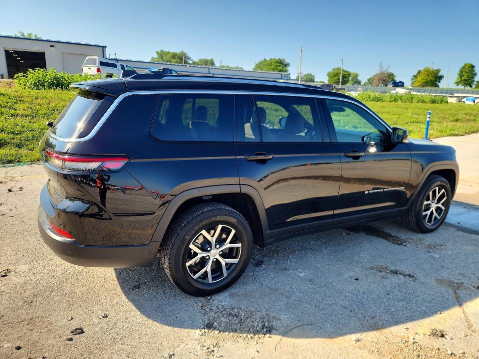 Продажа на аукционе авто 2024 Jeep Grand Cherokee, vin: 1C4RJKBG7R8921219, номер лота: 58261256