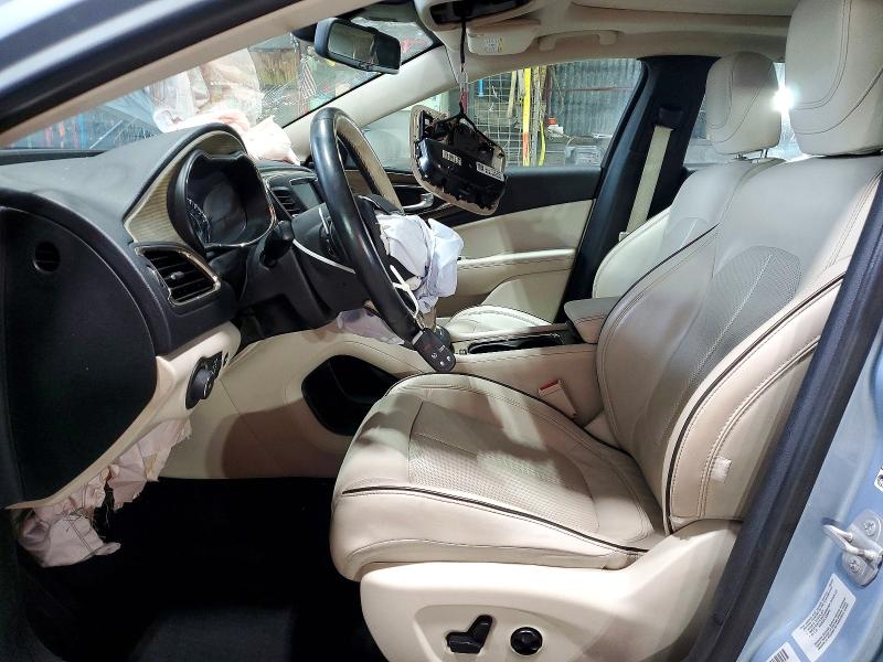 Продаж на аукціоні авто 2015 Chrysler 200, vin: 1C3CCCCG8FN645798, номер лоту: 61710446