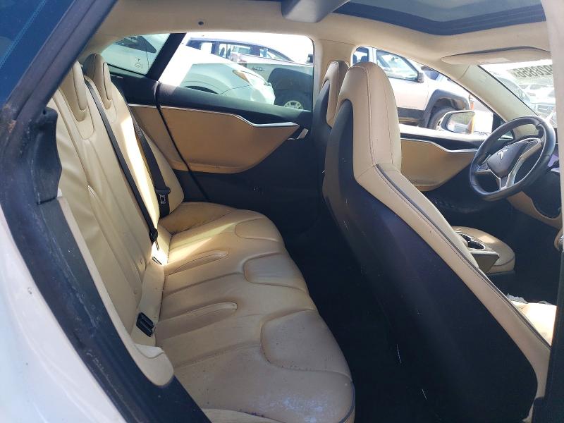 60928856 :رقم المزاد ، 5YJSA1DP7DFP06103 vin ، 2013 Tesla Model S مزاد بيع
