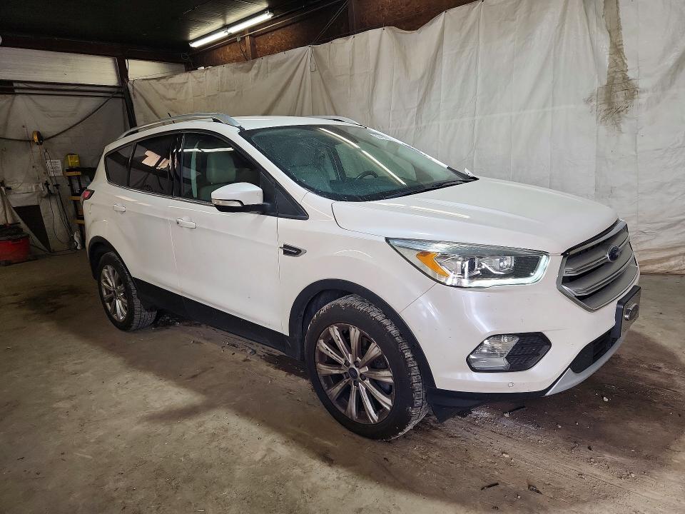 Продаж на аукціоні авто 2018 Ford Escape, vin: 1FMCU9J92JUB21279, номер лоту: 60452516