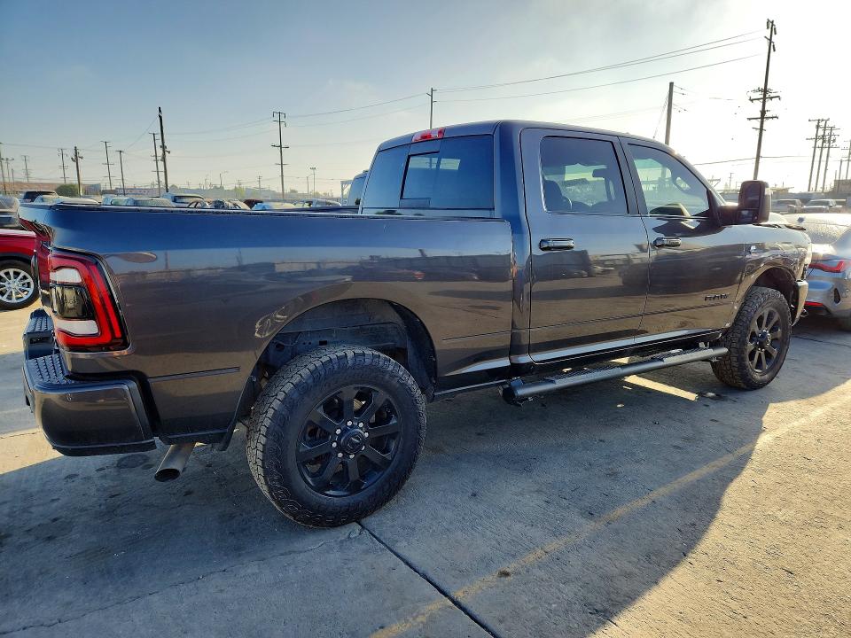 60145606 :رقم المزاد ، 3C6UR5FJXPG518912 vin ، 2023 Ram 2500 مزاد بيع