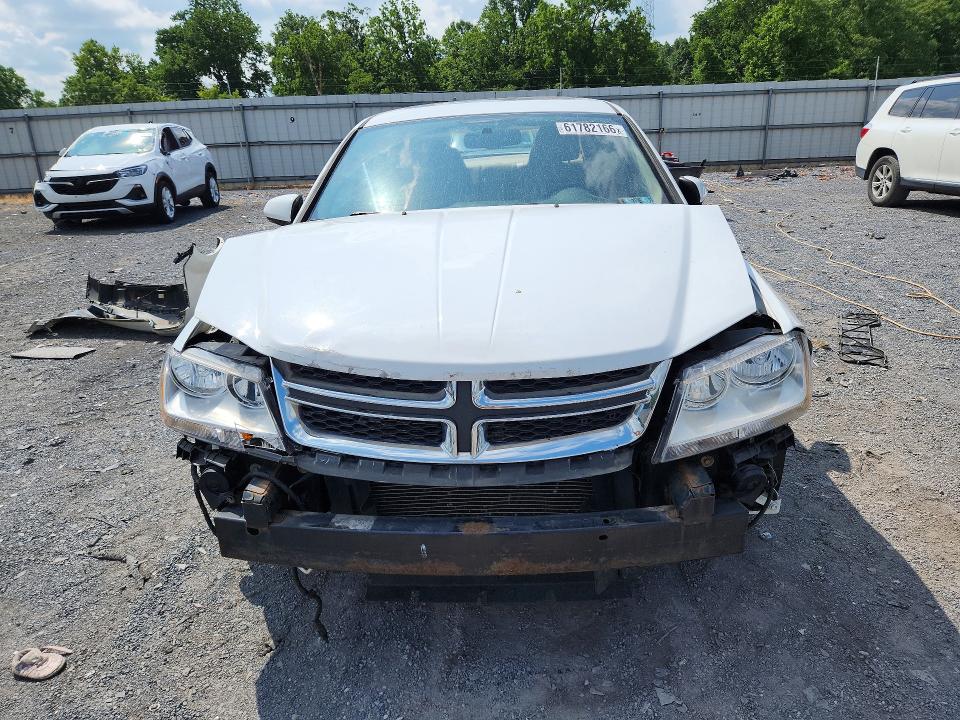 2011 Dodge Avenger მანქანა იყიდება აუქციონზე, vin: 1B3BD2FG6BN578883, აუქციონის ნომერი: 61782166