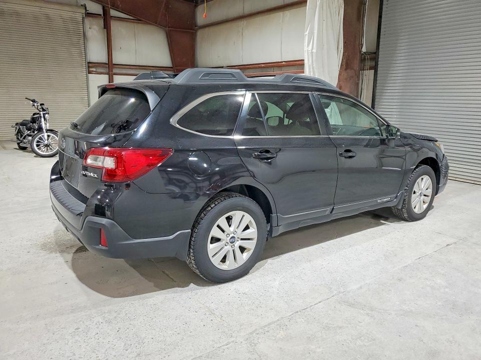 60428356 :رقم المزاد ، 4S4BSAHC8K3228073 vin ، 2019 Subaru Outback مزاد بيع